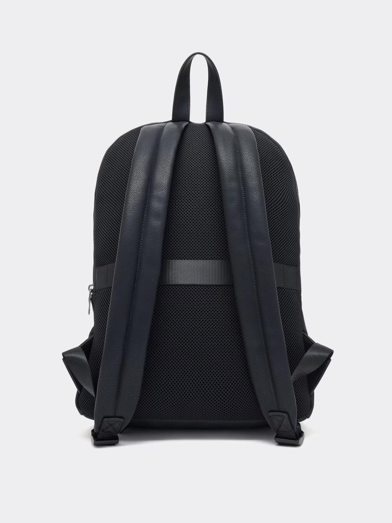 Повсякденний рюкзак Armani Exchange модель XM001596-AF17090-UC001 Фото