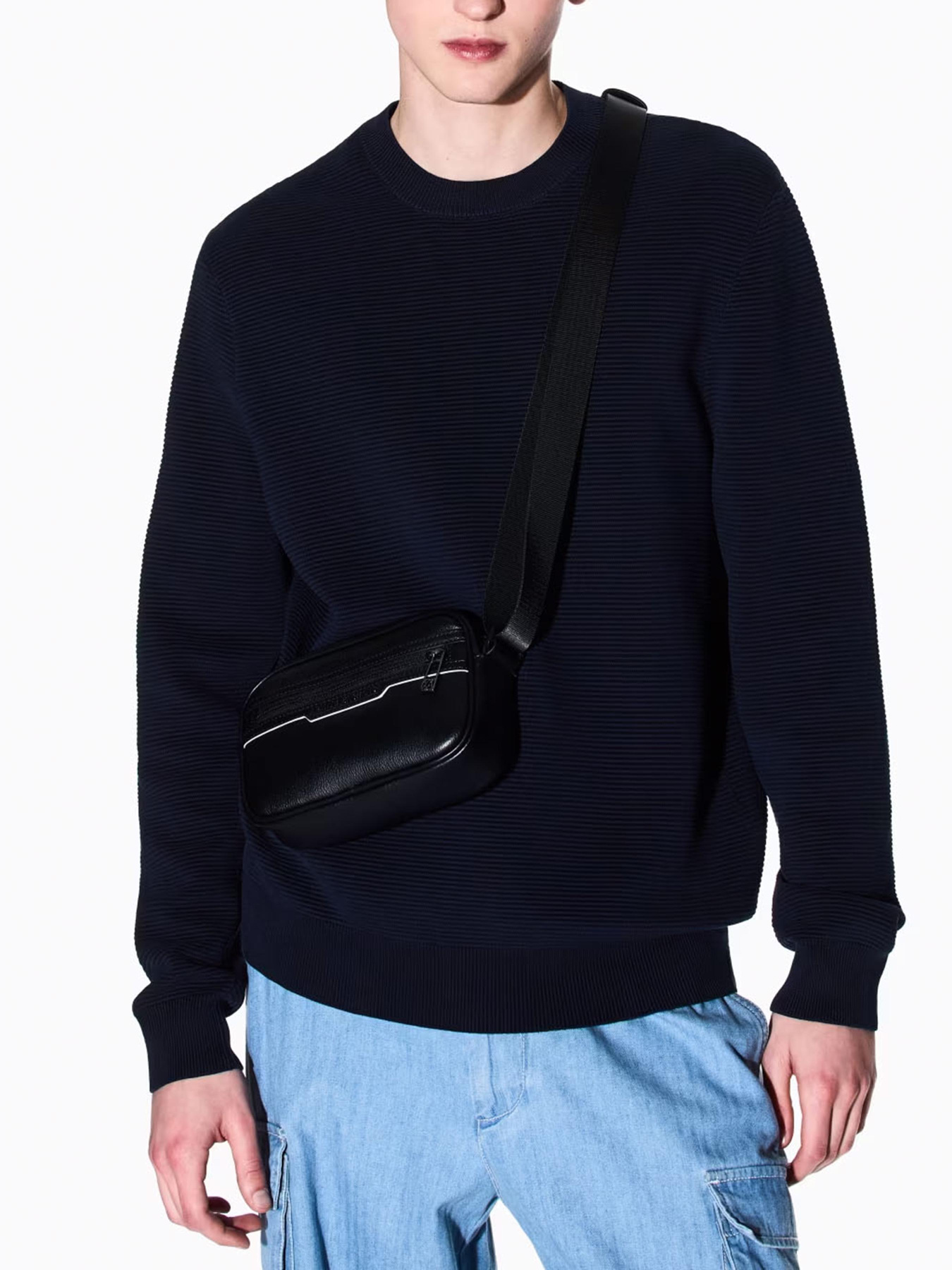 Сумка Armani Exchange модель XM001601-AF17205-MC105 Фото