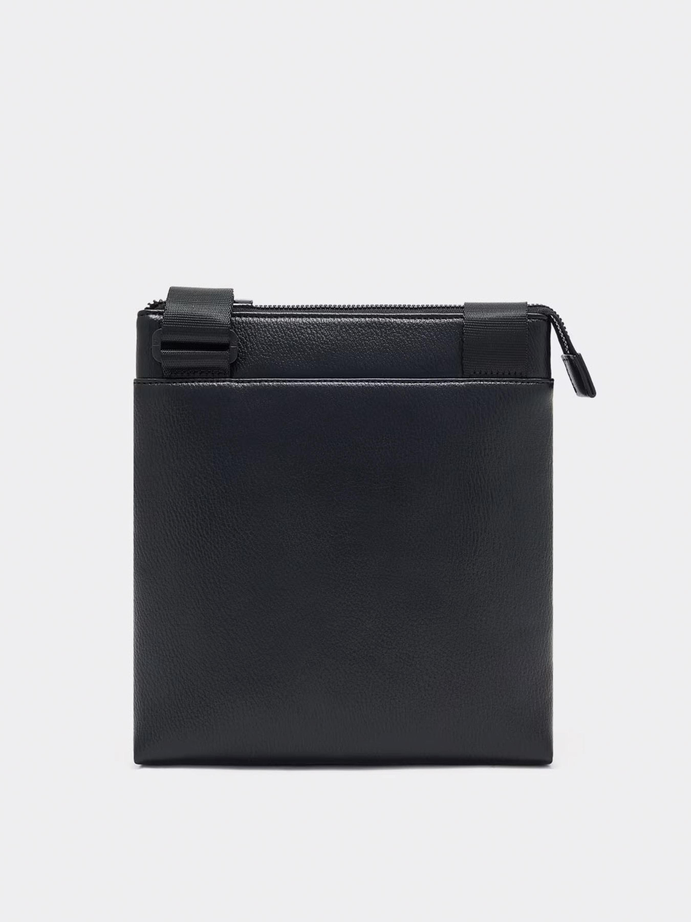 Сумка Armani Exchange модель XM001603-AF17205-MC105 Фото