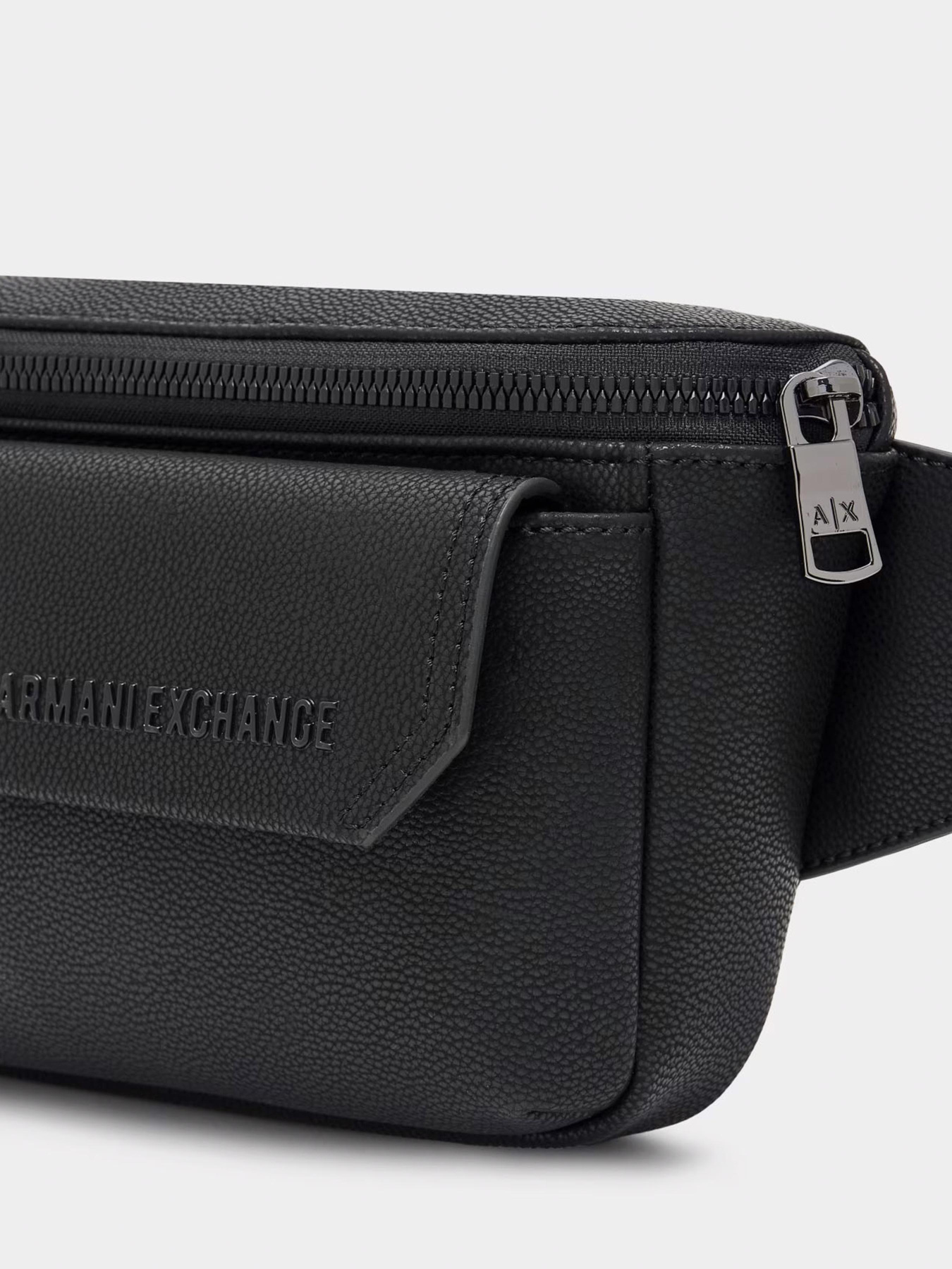 Поясная сумка Armani Exchange модель XM001638-AF17090-UC001 Фото