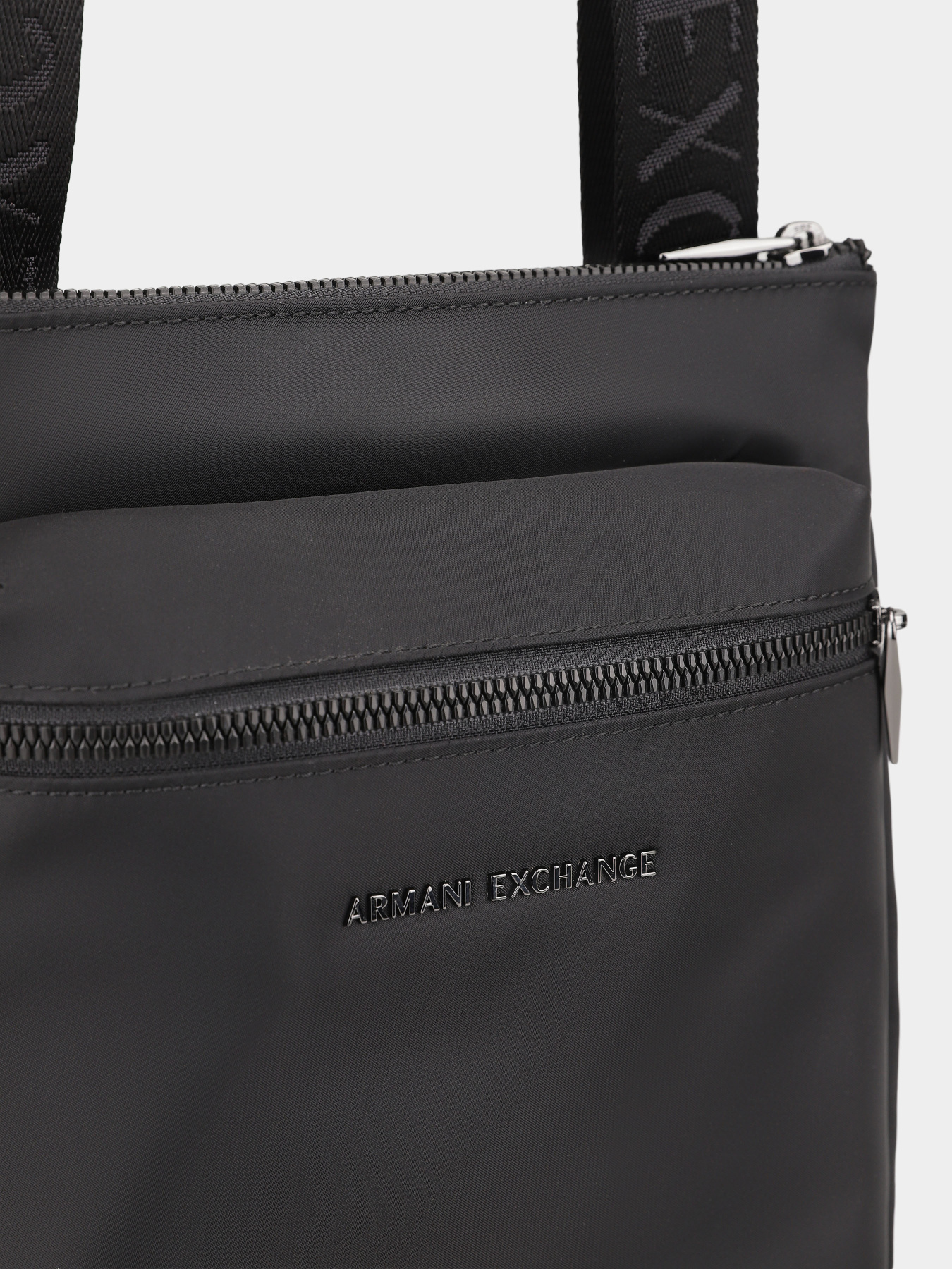 Сумка Armani Exchange модель XM001653-AF17304-MC105 Фото