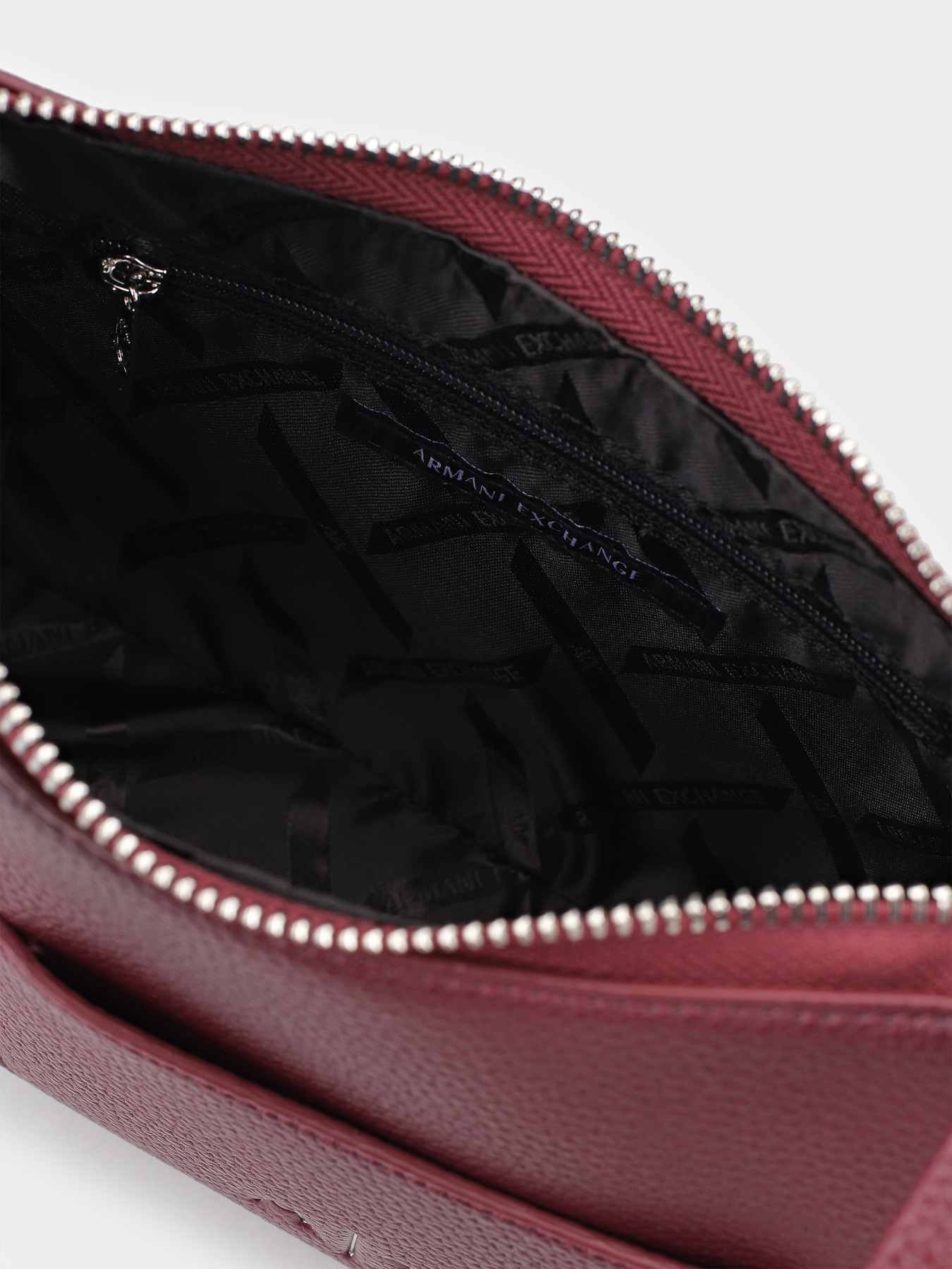 Сумка Armani Exchange модель XW001571-AF15625-UA343 Фото