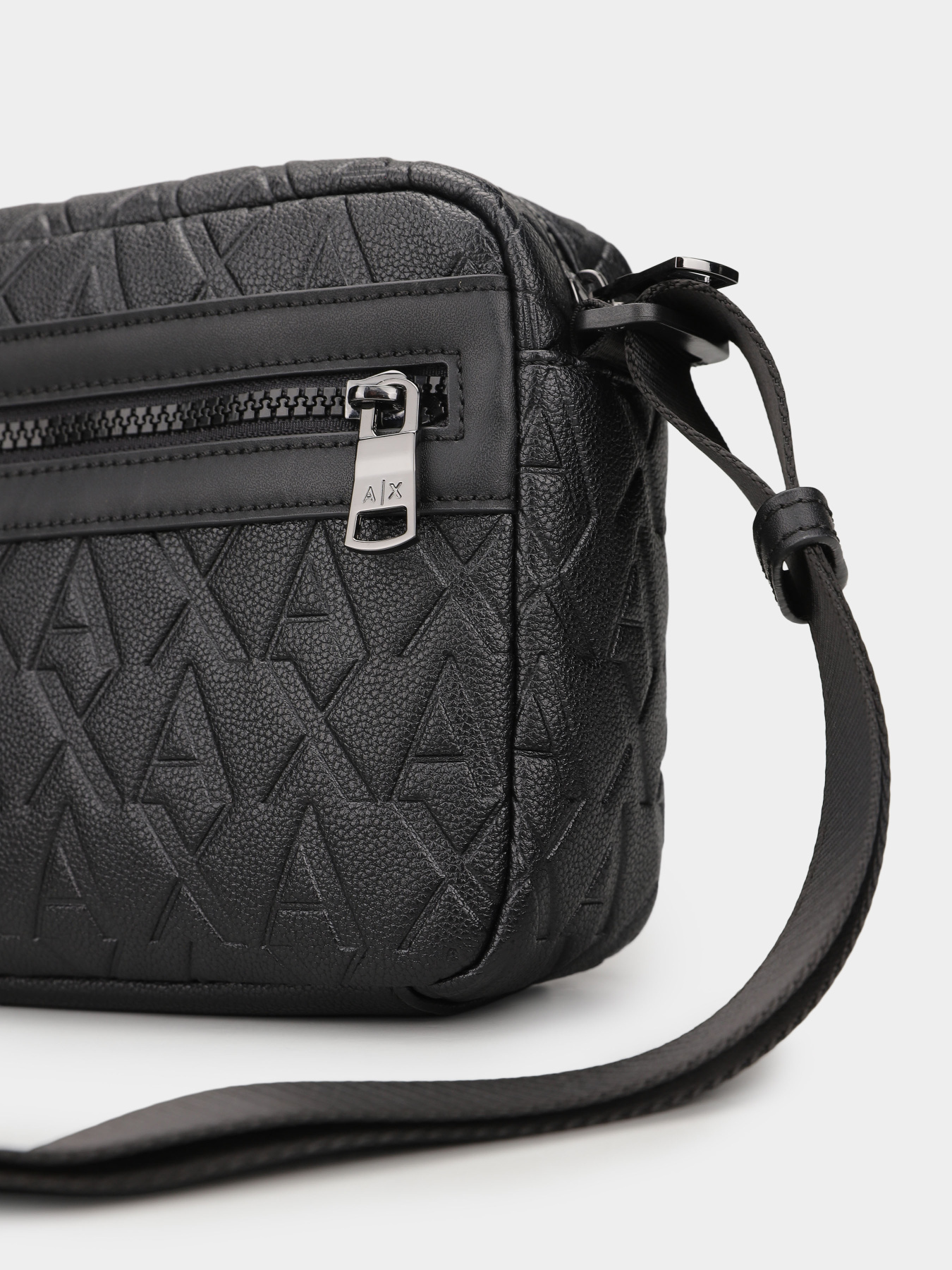 Сумка Armani Exchange модель XM000240-AF12133-UC001 Фото