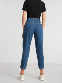 Джинсы мом Wrangler Mom Chino модель W22HZB26K_32 Фото