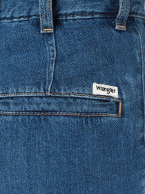Джинсы мом Wrangler Mom Chino модель W22HZB26K_32 Фото