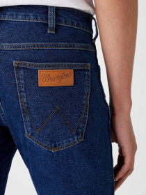 Джинсы Wrangler Larston модель W18SU5225_32 Фото