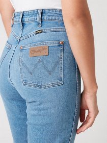 Завужені джинси Wrangler Slim модель W2WZUH24L_32 Фото
