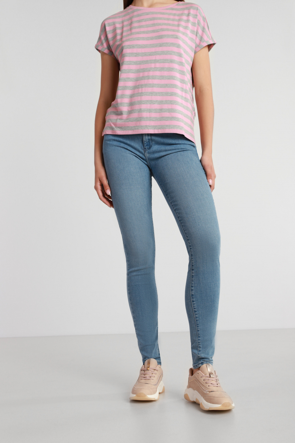 Скинни джинсы Wrangler Skinny модель W28KKR29G_34 Фото