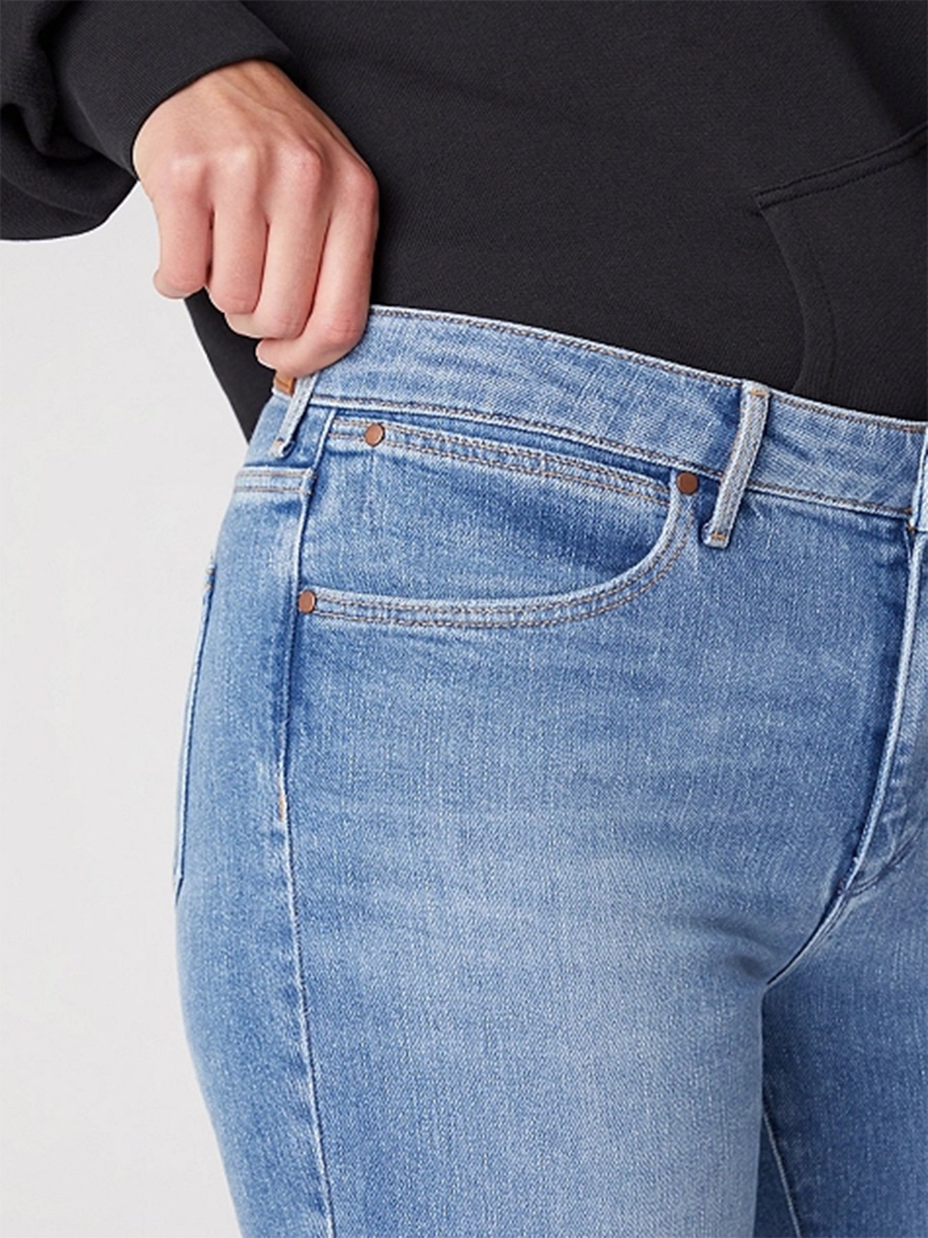 Прямые джинсы Wrangler Straight модель W28TJH28W_32 Фото