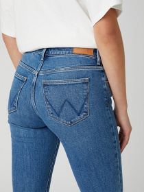 Джинсы Wrangler модель W28LJX28Z_32 Фото