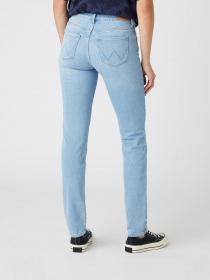 Зауженные джинсы Wrangler Slim модель W28LZH280_32 Фото