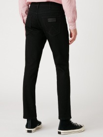 Прямые джинсы Wrangler Regular модель W15QHP19A_32 Фото