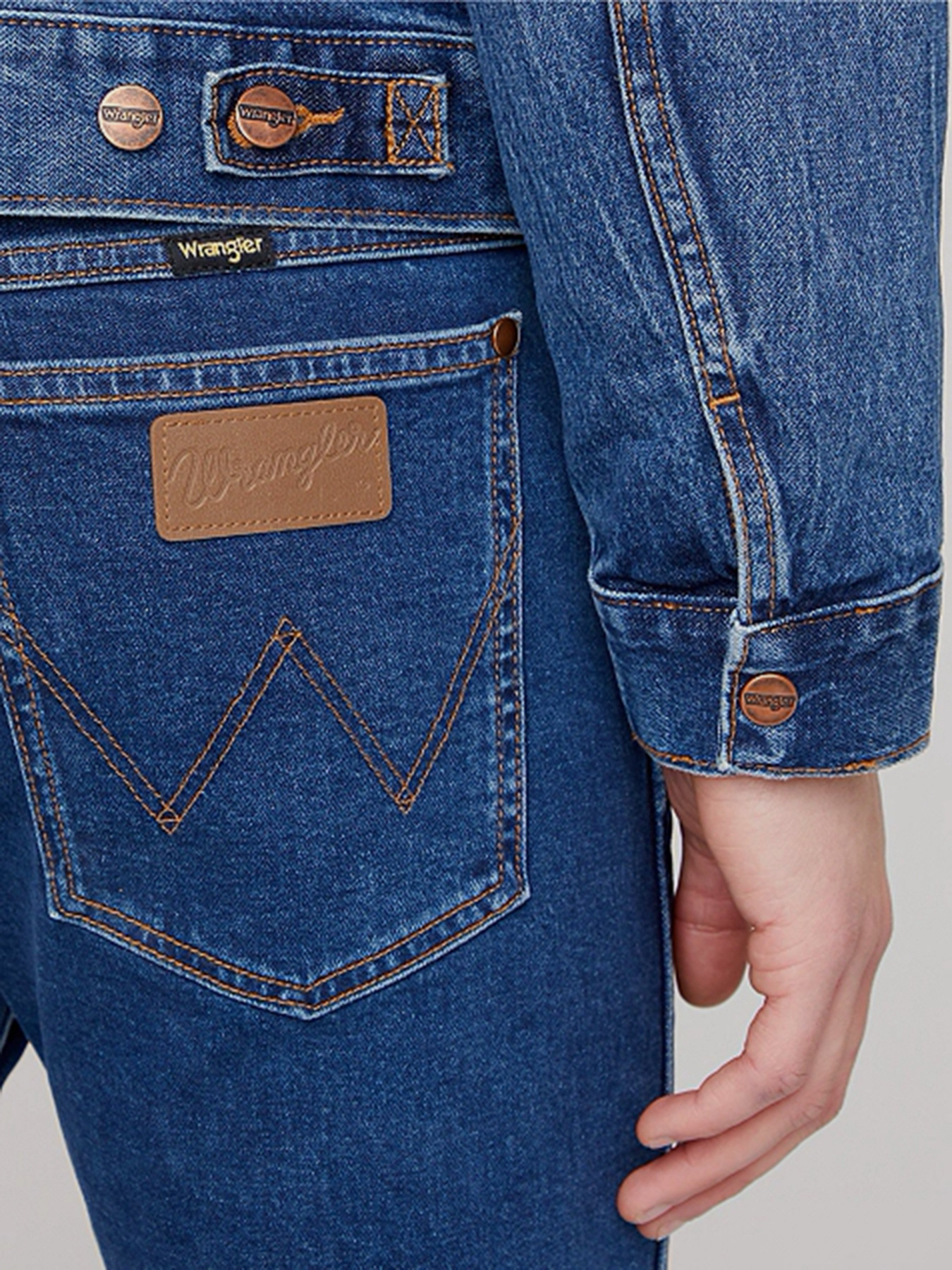 Джинсова куртка Wrangler ICONS модель W4MJUG925 Фото