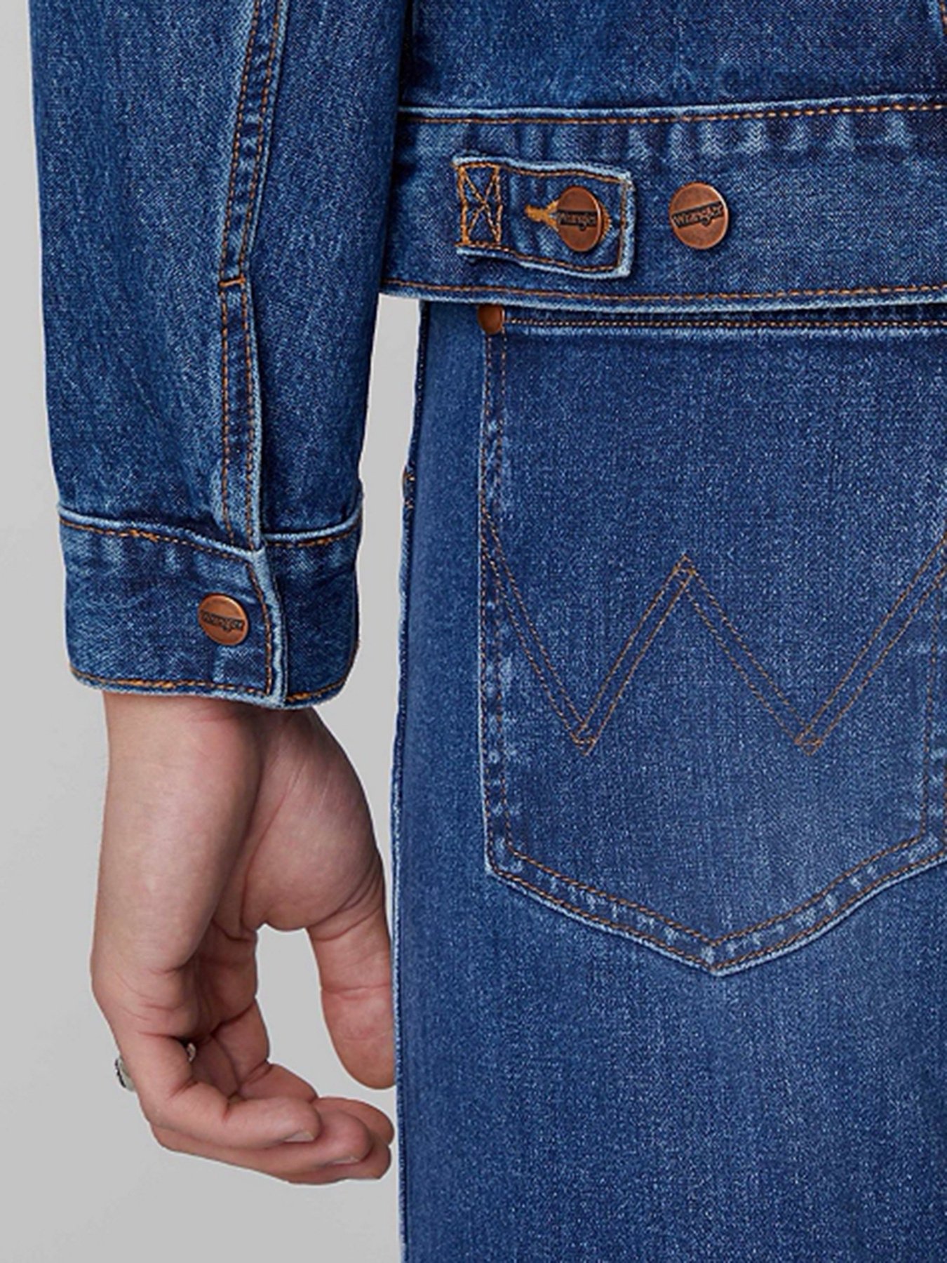 Джинсовая куртка Wrangler ICONS модель W4MJUG923 Фото