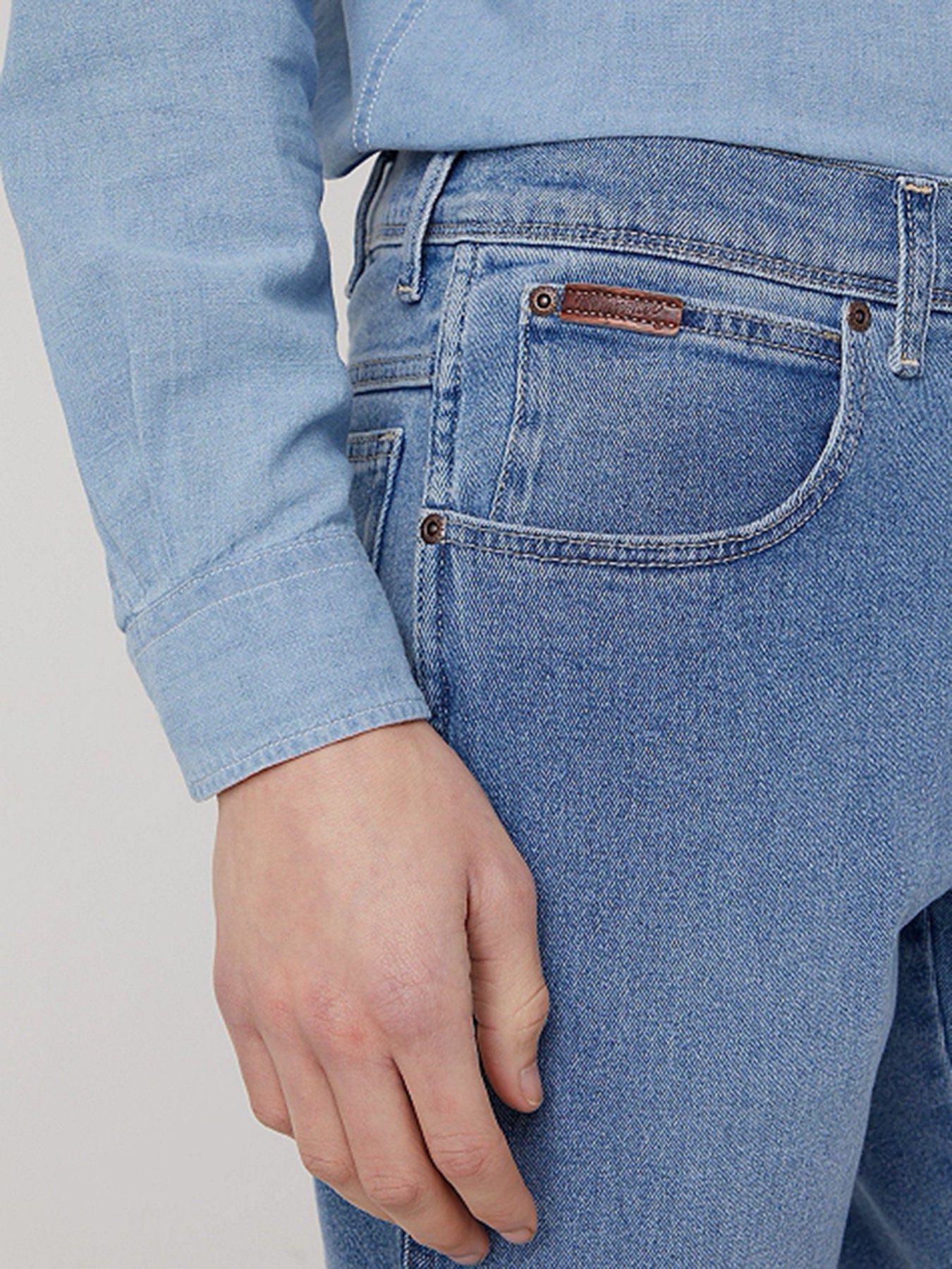 Джинсы Wrangler Texas модель W12TKP34F_34 Фото