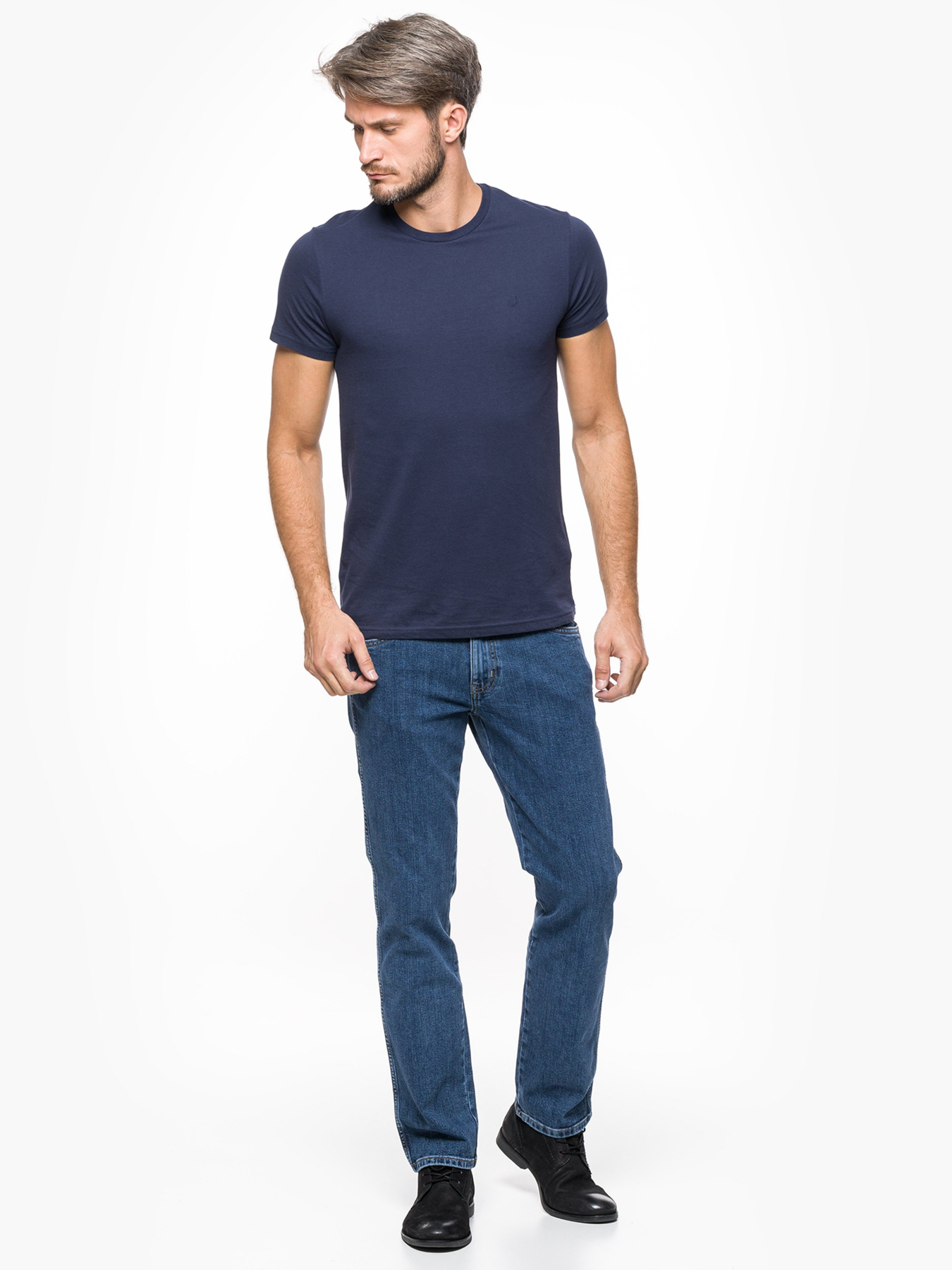 Прямые джинсы Wrangler Arizona Straight Classic модель W12OXG77O_32 Фото