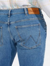Прямые джинсы Wrangler Arizona Stretch модель W12OM440D_32 Фото