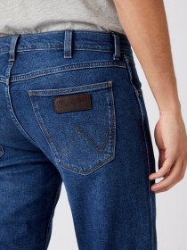 Джинсы Wrangler модель W15QU551Q_32 Фото