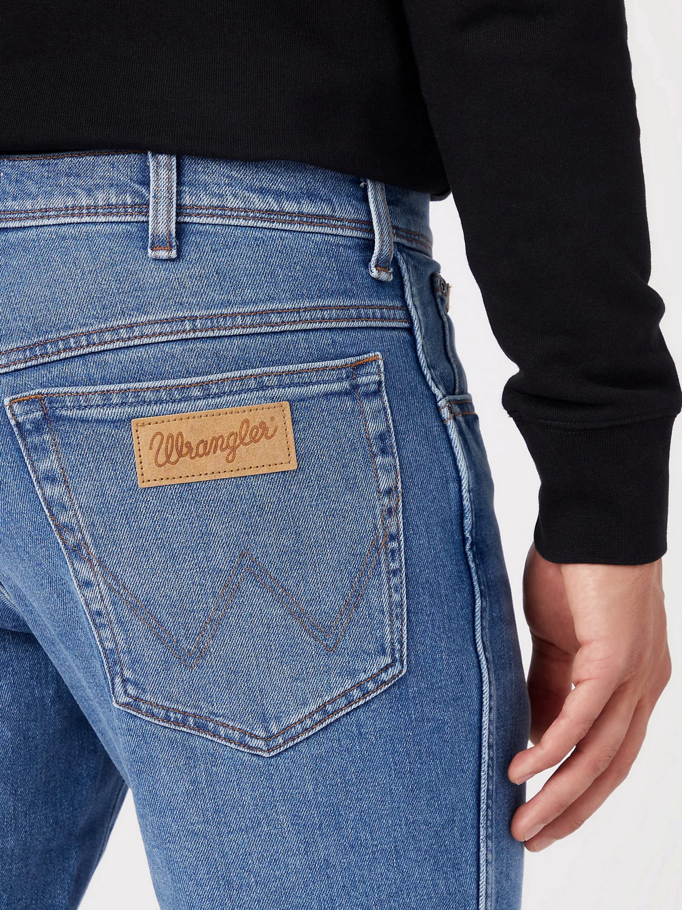 Прямі джинси Wrangler модель W12TJX21Y32_32 Фото