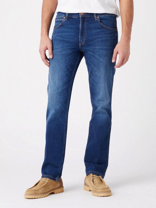 Прямые джинсы Wrangler модель W15QCJ02732_32 Фото