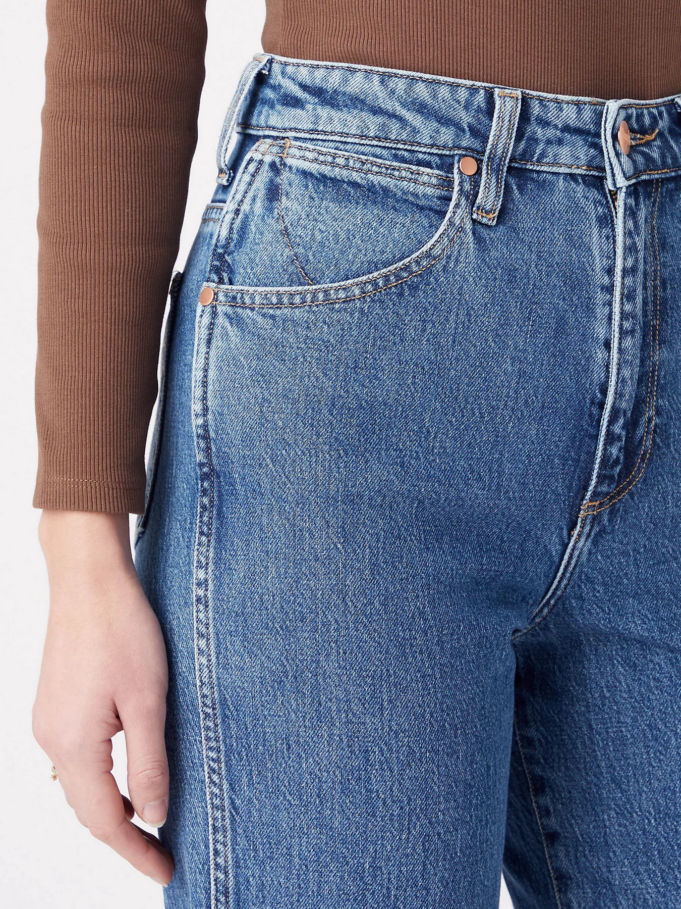 Зауженные джинсы Wrangler модель W27M16Z1832_32 Фото