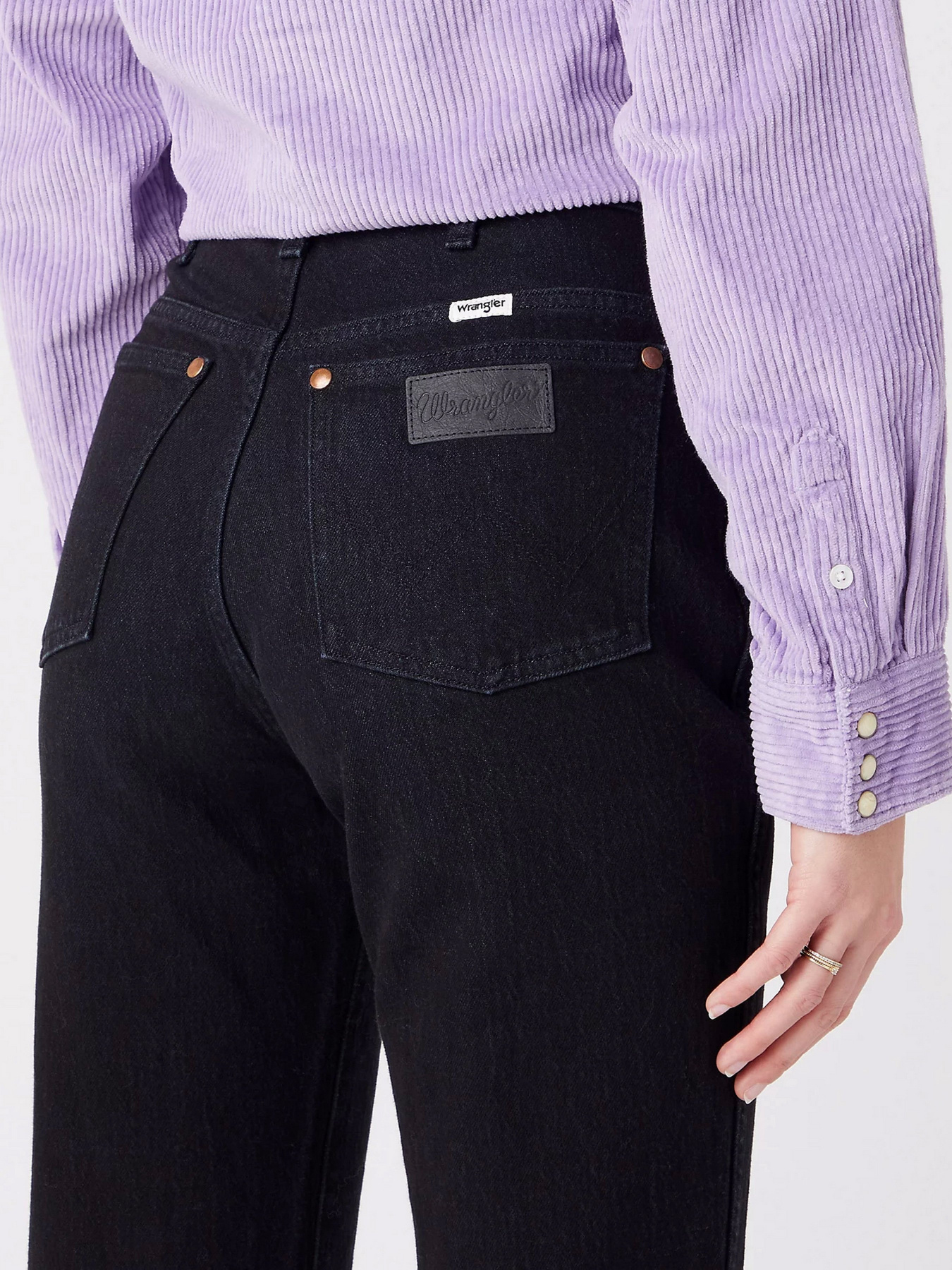 Широкие джинсы Wrangler Wild West Prudence модель W2H241Z2832_32 Фото