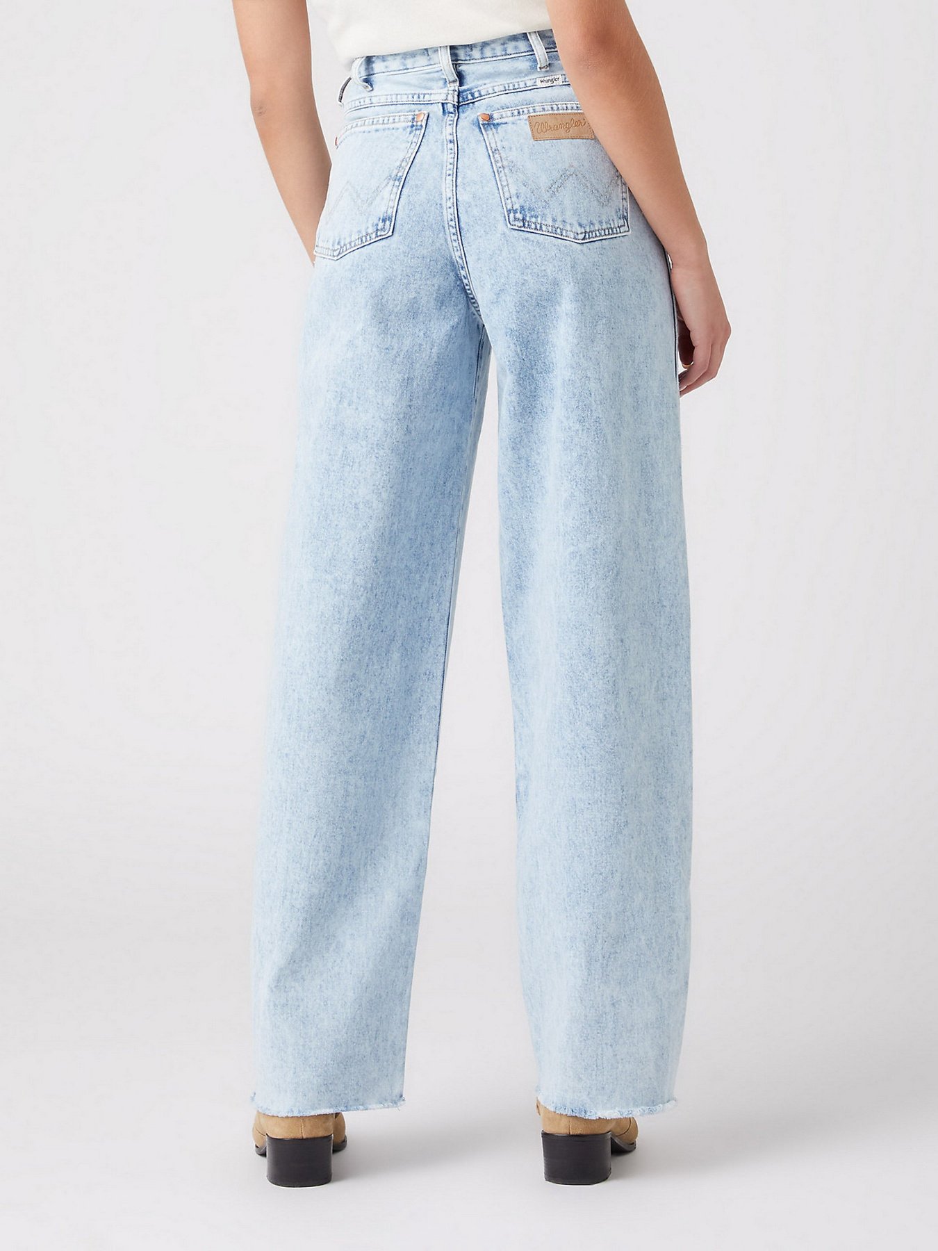 Прямі джинси Wrangler Barrel модель W2H796Z3032_32 Фото