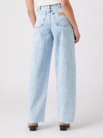 Прямі джинси Wrangler Barrel модель W2H796Z3032_32 Фото