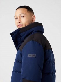 Демісезонна куртка Wrangler модель W4B2WW11400 Фото