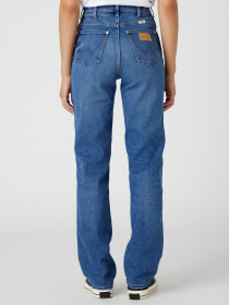 Джинсы мом Wrangler Mom Straight модель W27MYLZ71_32 Фото