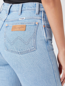 Прямые джинсы Wrangler Wild West модель W2H23841C_32 Фото