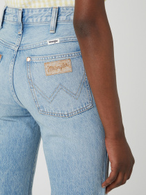 Джинси кльош Wrangler Wanderer модель W2H4DE33I_32 Джинси кльош Wrangler Wanderer модель W2H4DE33I_32 Фото