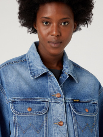 Джинсова куртка Wrangler Jumbo Trucket модель W4Z47335Q Фото