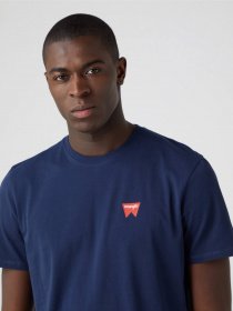 Футболка Wrangler Sign Off модель W70MD3114 Фото