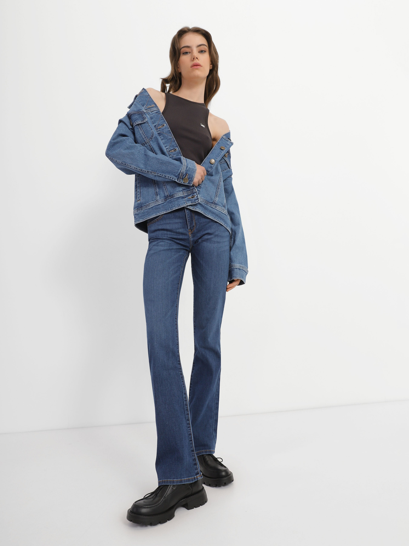 Расклешенные джинсы Wrangler Bootcut модель W28BCK43M_32 Фото