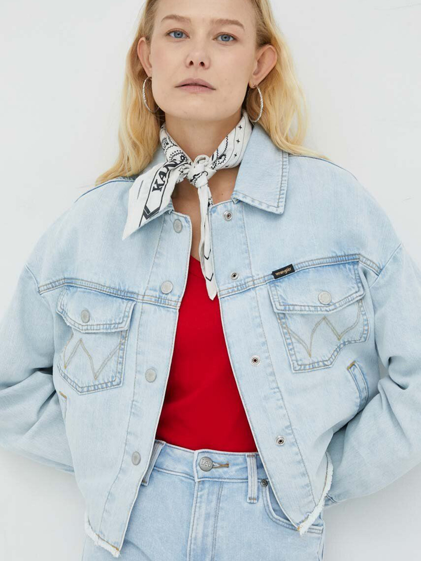 Джинсова куртка Wrangler модель W429HF48L Фото