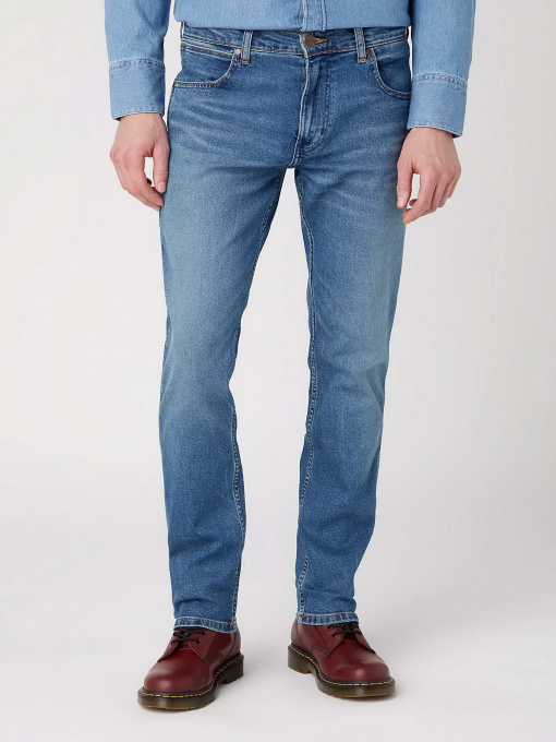 Прямые джинсы Wrangler Greensboro модель 112341415 Фото