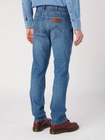 Прямые джинсы Wrangler Greensboro модель 112341415 Фото