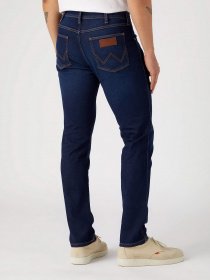 Зауженные джинсы Wrangler Larston модель 112341469 Фото