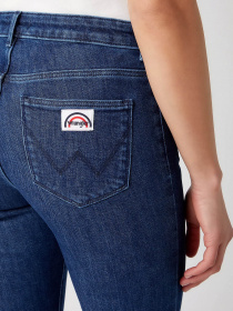 Джинси кльош Wrangler Flare модель 112342831 Фото