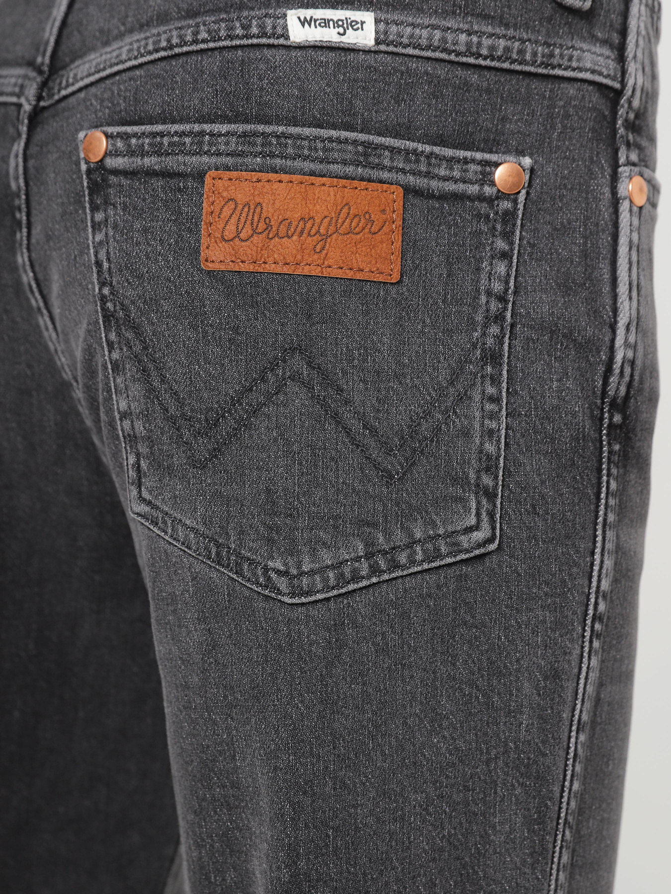 Прямі джинси Wrangler Wild West модель 112339503 Фото