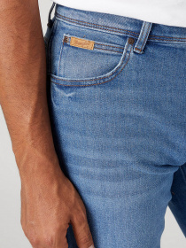 Широкие джинсы Wrangler Texas модель W121JX21Y Фото