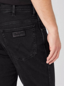 Прямые джинсы Wrangler Texas Slim модель W12SHP363 Фото
