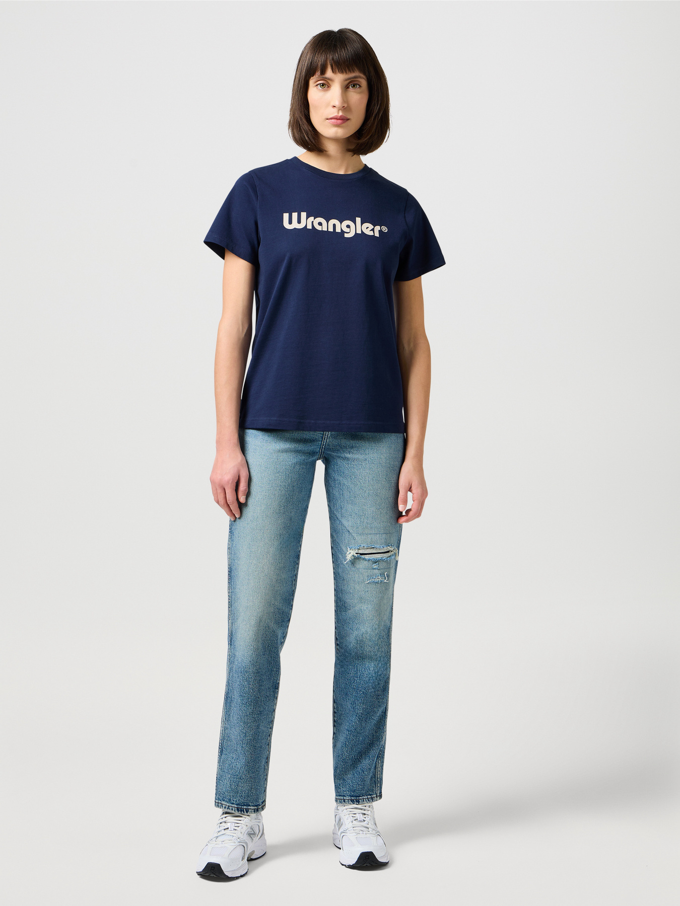 Джинсы мом Wrangler Mom Straight модель 112343582 Фото