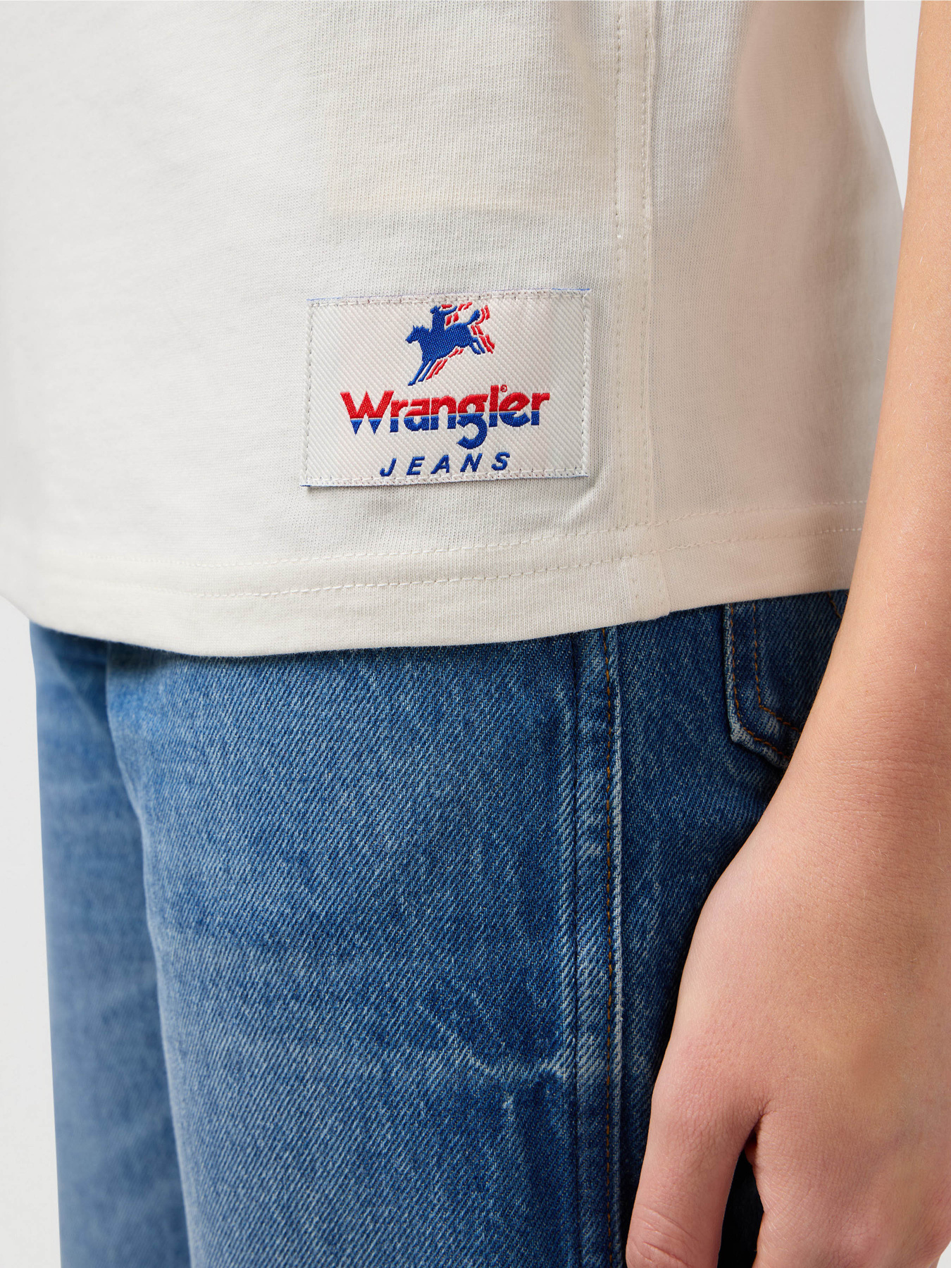 Футболка Wrangler Slim Yoke модель 112350188 Фото