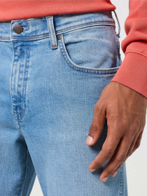 Прямые джинсы Wrangler Texas модель 112350816 Фото