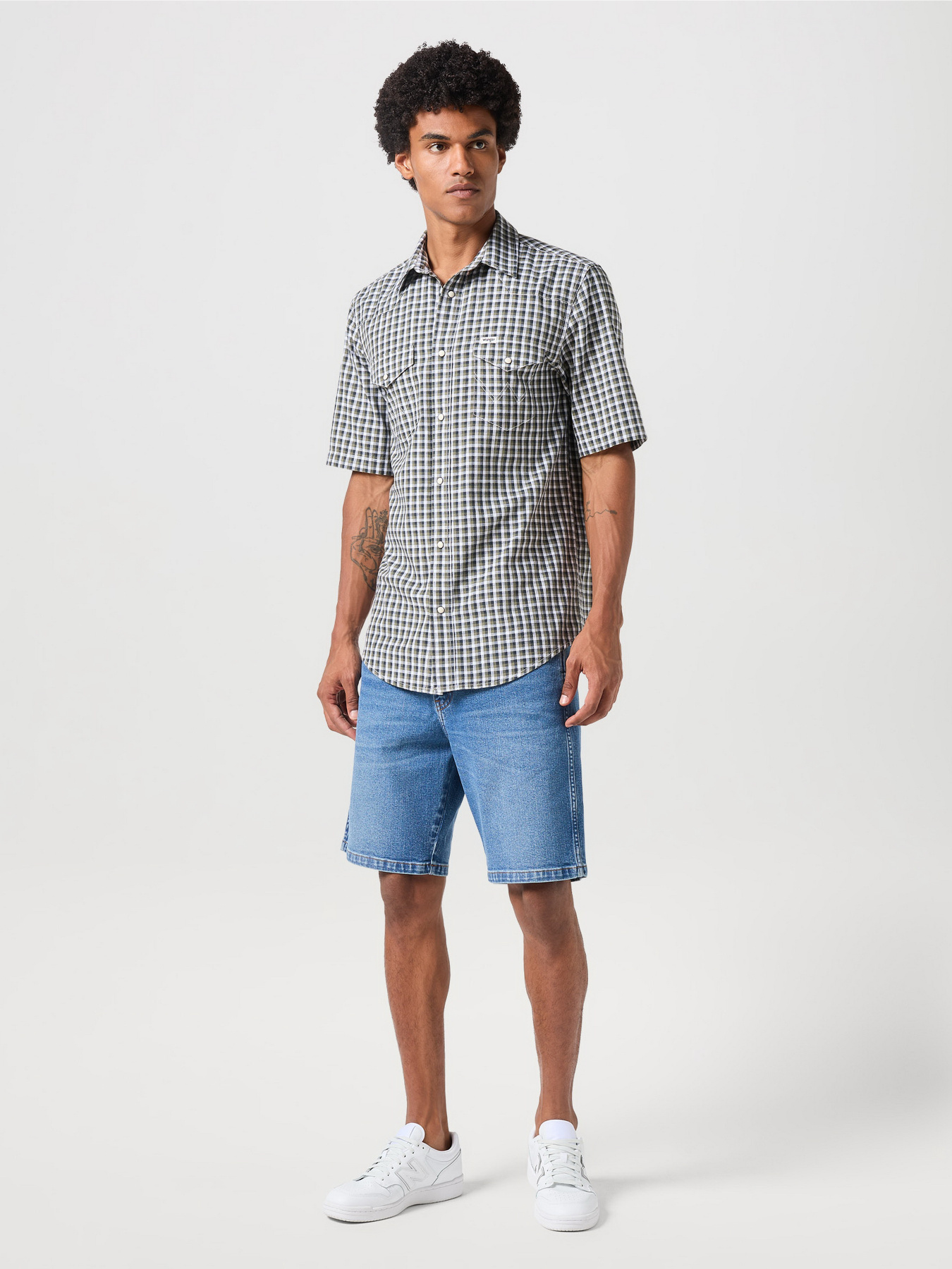 Шорти джинсові Wrangler Frontier модель 112350821 Фото