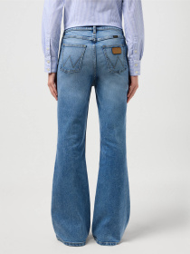 Расклешенные джинсы Wrangler Fierce Flare модель 112351971 Фото