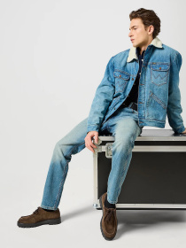 Джинсовая куртка Wrangler модель 112357271 Фото