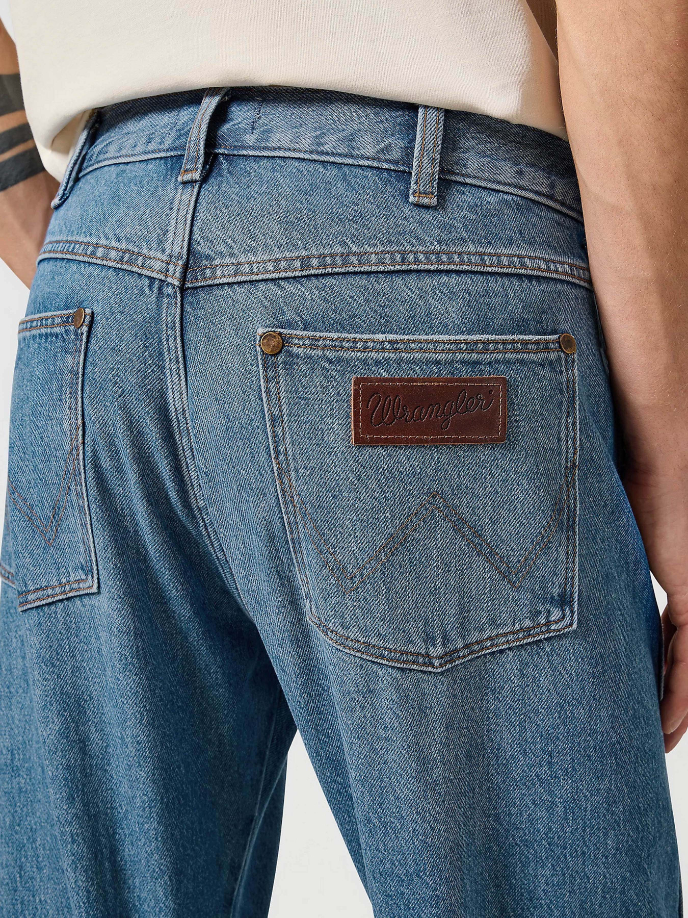 Прямые джинсы Wrangler модель 112358056 Прямые джинсы Wrangler модель 112358056 Фото